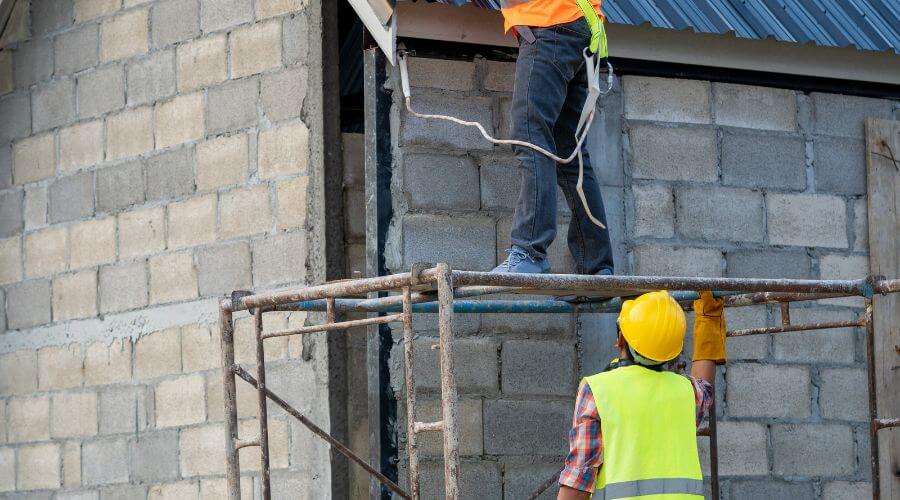 Professional residential roofers in Melville, MT